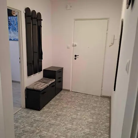 50 M Z Balkonem Na Parterze Апартаменты Быдгощ