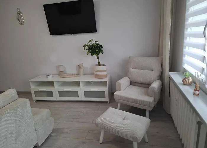 50 M Z Balkonem Na Parterze * Bydgoszcz